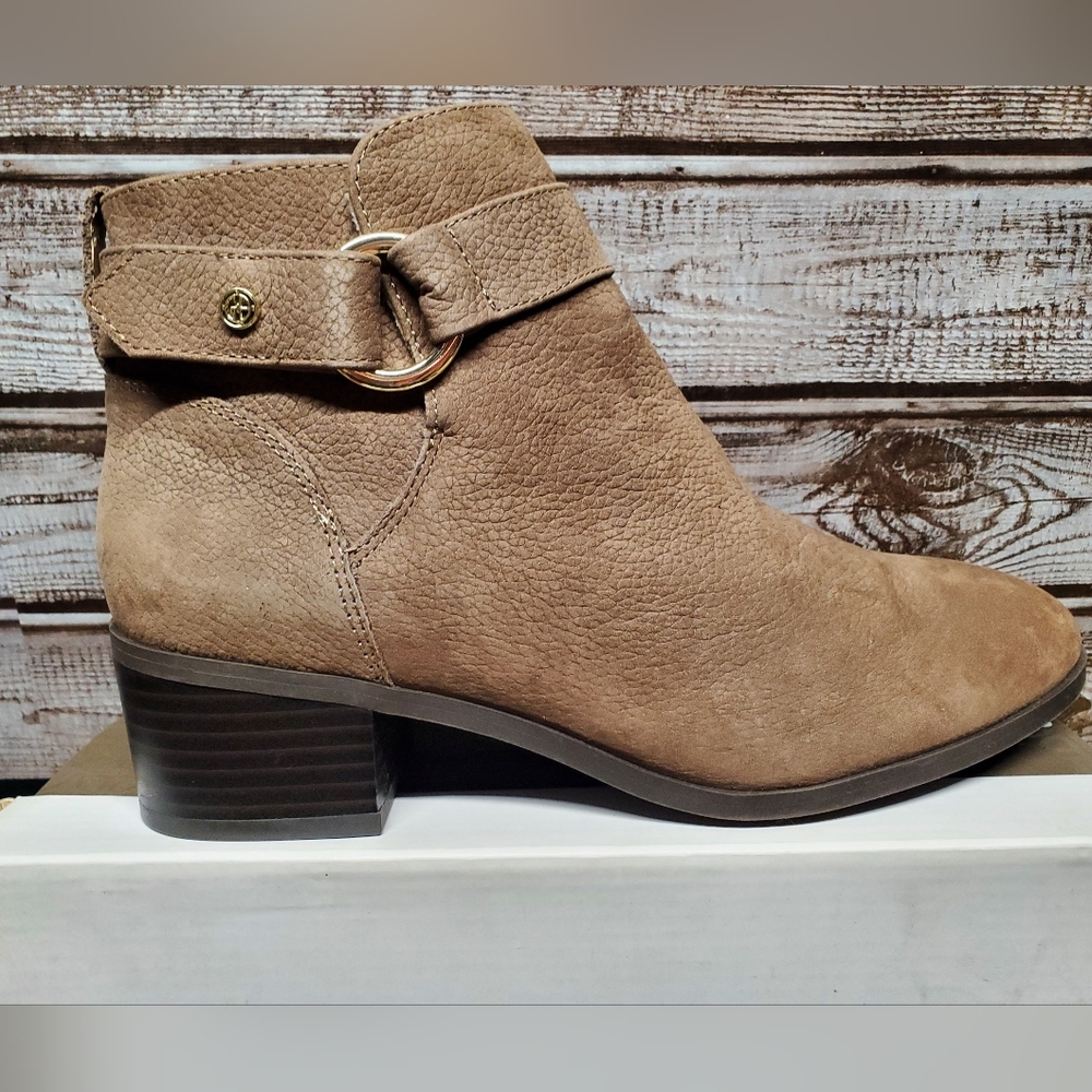 Giani Bernini Taupe Memory Foam Leather Ankle Bootie